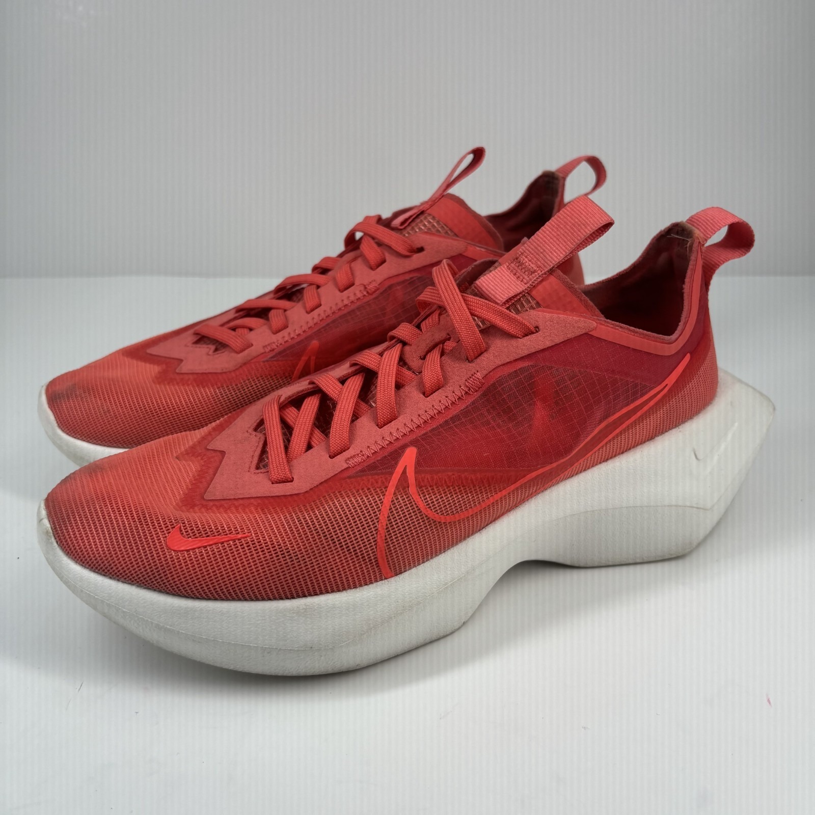 Nike Vista Lite Women's 8.5 Magic Ember Mesh Chunky Fashion Sneakers Ci0905-800